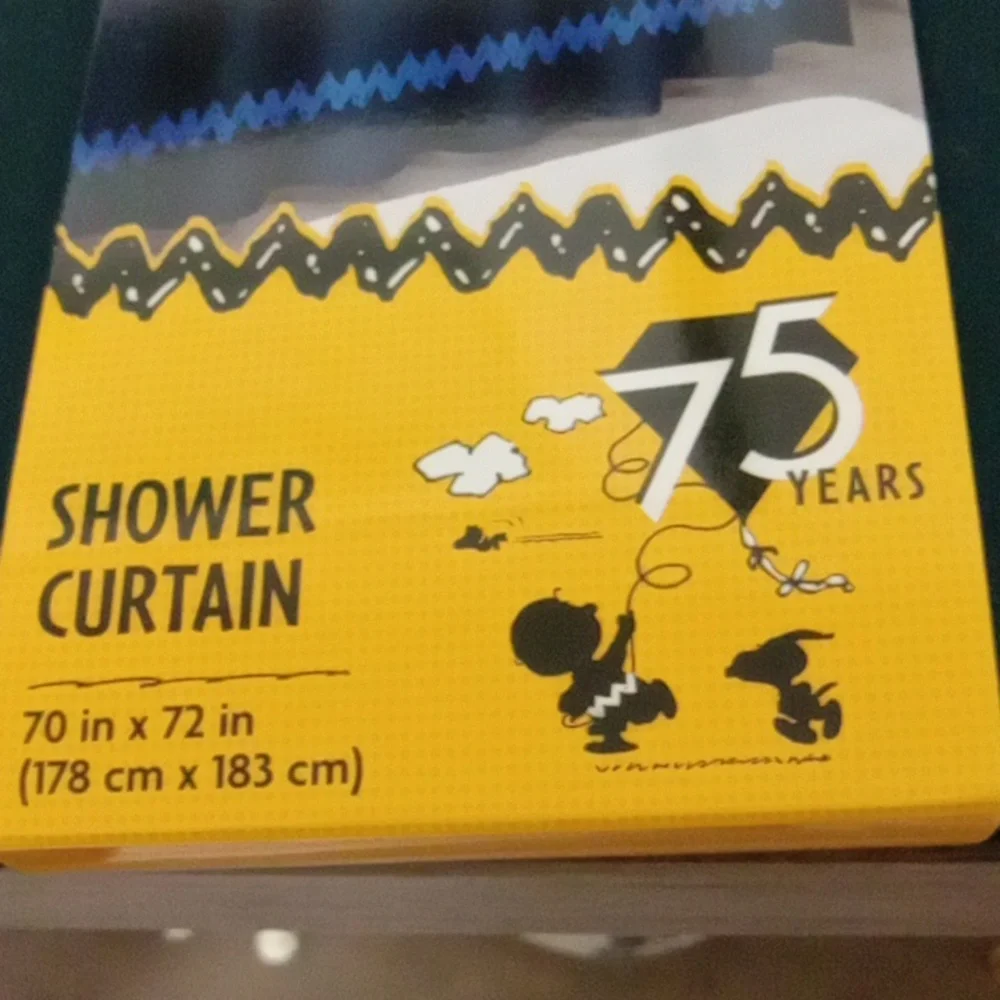 Peanuts 75 Yrs Shower Curtain & Hand Towel Set